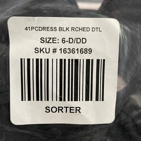 Torrid NWT Ruched Retro Mid-Length Swim Dress Black Size 6X D/DD Underwire - Picture 9 of 11